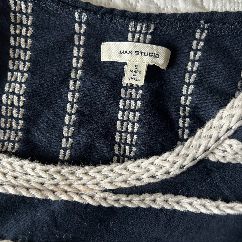 Max Studio Navy and White Knit Top